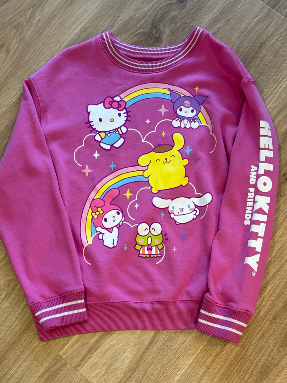 Sanrio Hot Pink Hello Kitty & Friends Rainbow Graphic Sweatshirt - medium